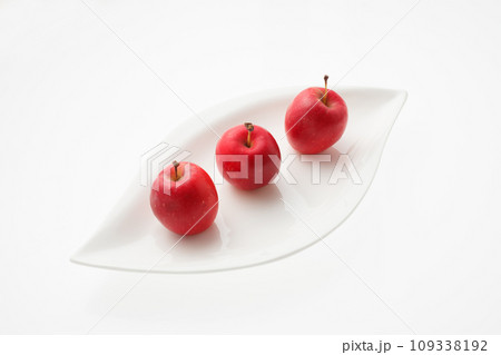 姫林檎　　白バック 109338192