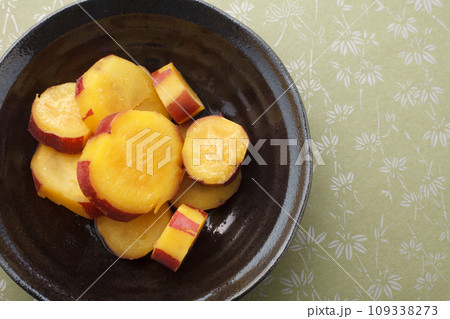 薩摩芋の甘露煮 スタジオ撮影 薩摩芋の甘露煮 スタジオ撮影 109338273