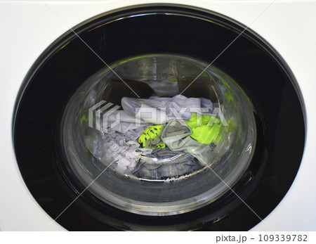 closed drum of the washing machine. washing things 109339782