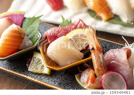 新鮮でおいしい握り鮨 新鮮でおいしい握り鮨 109340461