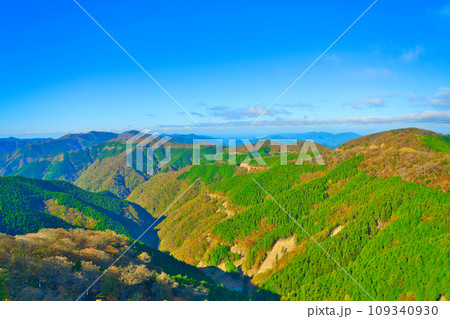 【和歌山県】10月・道の駅ごまさんスカイタワーからの眺め 【和歌山県】10月・道の駅ごまさんスカイタワーからの眺め 109340930