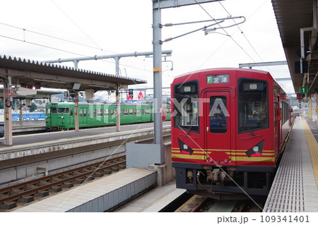京都丹後鉄道 宮福線 福知山駅 KTR300と113系 109341401