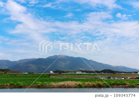 遠くに見える福智山 遠くに見える福智山 109343774