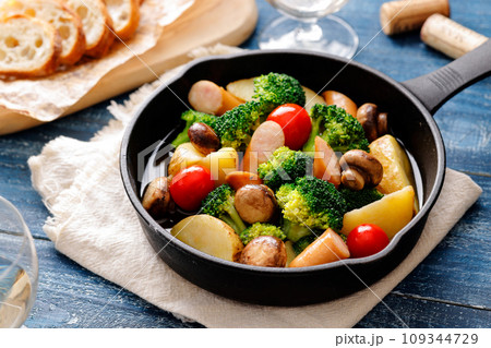 アヒージョ 109344729