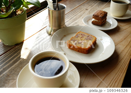 パウンドケーキ コーヒー パウンドケーキ コーヒー 109346326