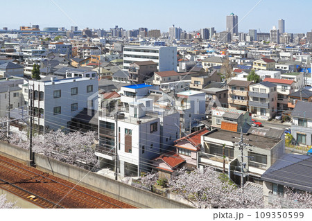 名古屋市北区街並み 109350599