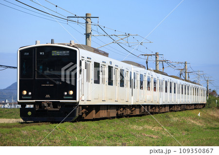JR九州 305系電車(W3編成) JR九州 305系電車(W3編成) 109350867