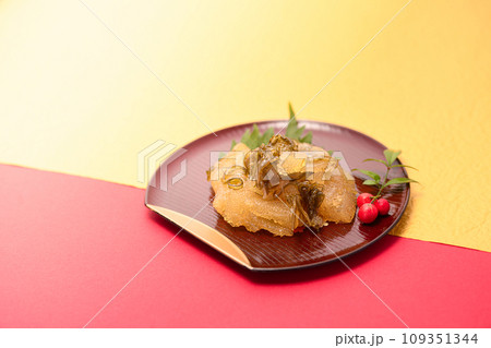 お正月料理 松前漬け 109351344