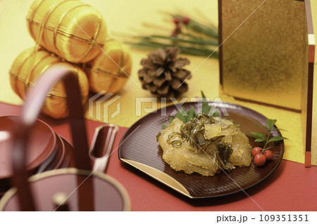お正月料理 松前漬け 109351351