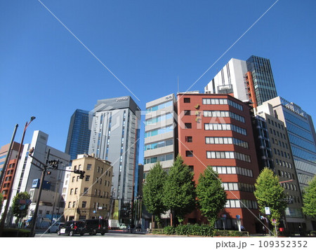 須田町交差点付近 109352352