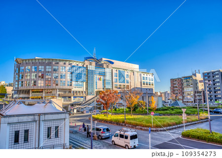 横浜の都市風景　センター北駅 109354273