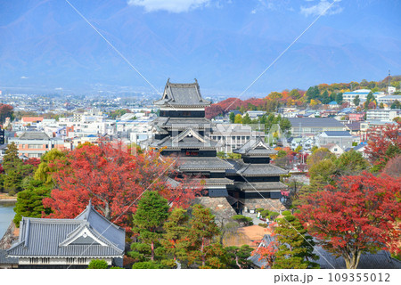 秋の国宝松本城 秋の国宝松本城 109355012