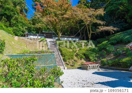 京都市東山区 第七十九代六條天皇 清閑寺陵 第八十代高倉天皇 後清閑寺陵 京都市東山区 第七十九代六條天皇 清閑寺陵 第八十代高倉天皇 後清閑寺陵 109356171