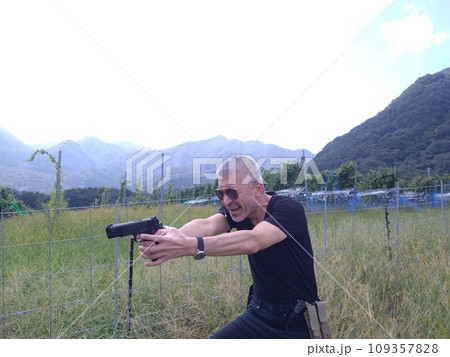 ハードボイルド ハードボイルド 109357828