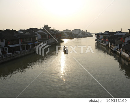 中国で見た夕焼け景色 109358169