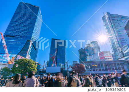 日本の東京都市景観 師走の慌ただしさ…明日へ…賑わう渋谷…ビル林立…希望の光を…=3日 日本の東京都市景観 師走の慌ただしさ…明日へ…賑わう渋谷…ビル林立…希望の光を…=3日 109359808