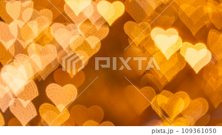 ハート型の光の背景 109361050