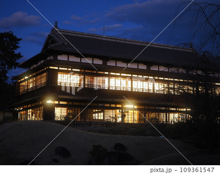 前橋・臨江閣(別館)の夜景 前橋・臨江閣(別館)の夜景 109361547