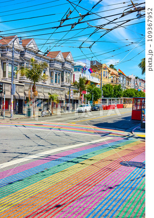 Street view of rainbow crosswalks in San Francisco 109367952