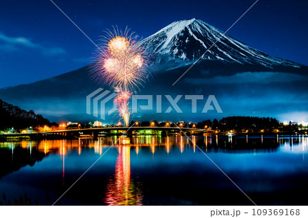 富士山と花火　～河口湖冬花火～ 109369168