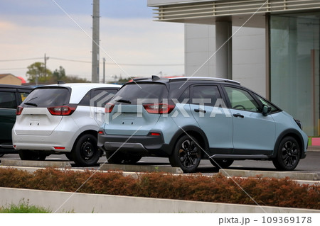 コンパクトカー コンパクトカー 109369178