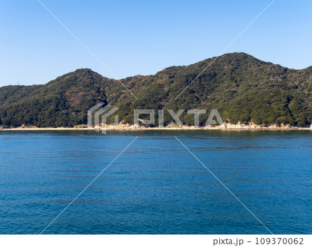 小豊島(おでしま)。香川県小豆郡土庄町。 小豊島(おでしま)。香川県小豆郡土庄町。 109370062