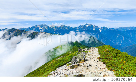 夏の爺ヶ岳登山（爺ヶ岳南峰～種池山荘） 109370364
