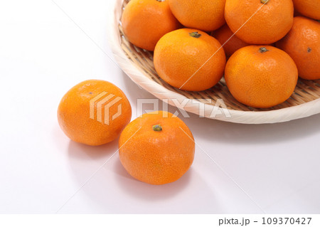 美味しそうなミカン 美味しそうなミカン 109370427