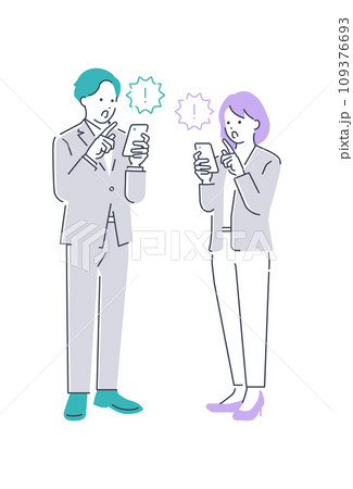 携帯を見て驚くビジネスマンとビジネスウーマンの全身ベクターイラスト素材 109376693