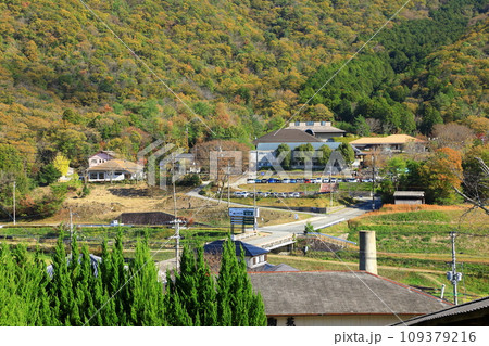 立杭の里山風景 109379216