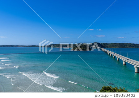 《山口県》角島大橋(つのしまおおはし) 下関市 《山口県》角島大橋(つのしまおおはし) 下関市 109383402