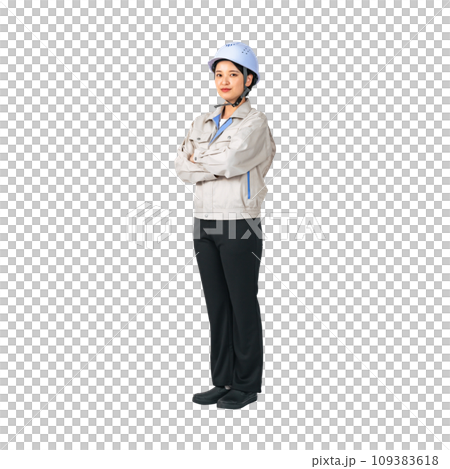 ヘルメットと作業服を着た女性　作業員　エンジニア　切り抜き全身写真 109383618