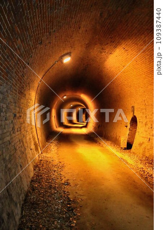 開通は明治時代… 碓氷峠を越える隧道【信越本線・旧線『碓氷線』】 109387440