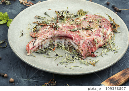 Raw pork steak Tomahawk Raw pork steak Tomahawk 109388897