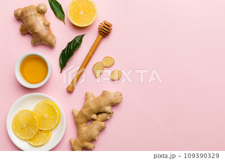 Natural cold and flu home remedies. Natural ingredients for immunity stimulation and viruses protection. top view flat lay 109390329