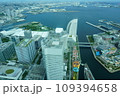 coastline of the district Minato Mirai 21 in the Yokohama city 109394658
