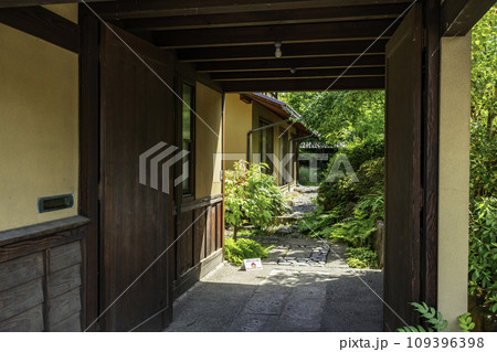 小布施 オープンガーデンの家 長野県小布施町 小布施 オープンガーデンの家 長野県小布施町 109396398