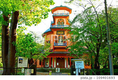 山形市郷土館 霞城公園 旧済生館本館 国指定重要文化財 三層楼正面 山形市郷土館 霞城公園 旧済生館本館 国指定重要文化財 三層楼正面 109401693