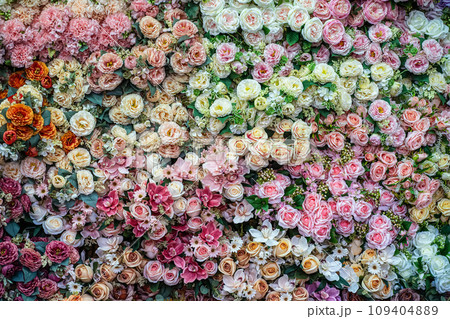 Rose artificial flowers 109404889