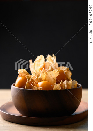 Cape gooseberry, Goldenberry or Physalis peruviana 109407240