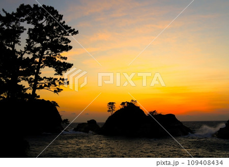 堂ヶ島の夕景 堂ヶ島の夕景 109408434