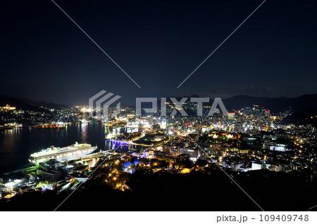 長崎の夜景 109409748