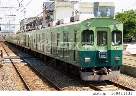 京阪5000系旧塗装 5ドア車 京阪5000系旧塗装 5ドア車 109411133