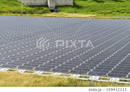 View of the floating Solar power system on the flood detention basin in Kaohsiung, Taiwan. View of the floating Solar power system on the flood detention basin in Kaohsiung, Taiwan. 109412212
