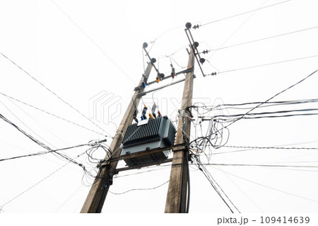 High voltage power lines tower 109414639