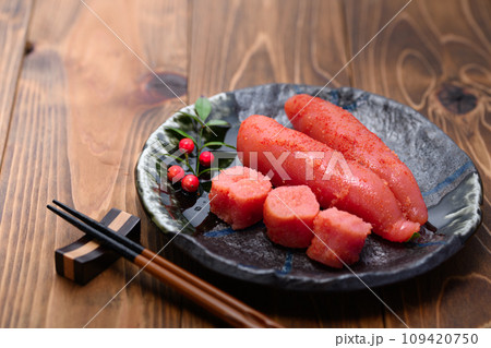 博多 高級 辛子明太子 木目背景 109420750