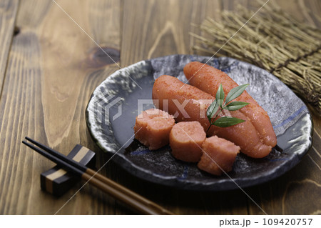 博多 高級 辛子明太子 木目背景 109420757
