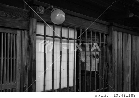 昭和レトロな雰囲気が懐かしい、モノクロで写した栃木市の街並み 昭和レトロな雰囲気が懐かしい、モノクロで写した栃木市の街並み 109421188