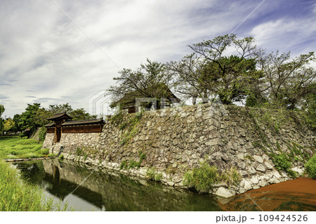 松代 松代城跡 本丸石垣と太鼓門 長野県長野市 松代 松代城跡 本丸石垣と太鼓門 長野県長野市 109424526