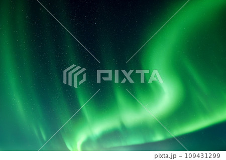 Sky with green polar lights and stars 109431299